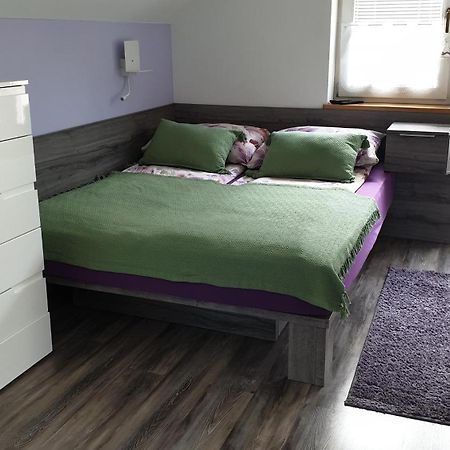 לוצ'ה Apartments Sobe Jurcek מראה חיצוני תמונה